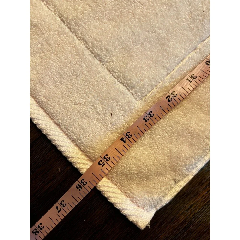 Matouk Bath Tub Mat Rug 24”x36” 100% Cotton Neiman Marcus pale pink Marous